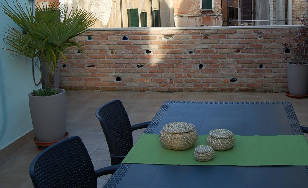Apartamento Loft Due Cuori Con Terrazza Venecia Exterior foto