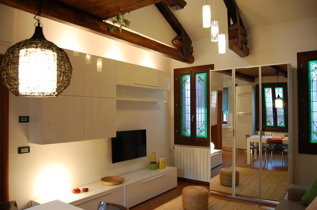 Apartamento Loft Due Cuori Con Terrazza Venecia Exterior foto