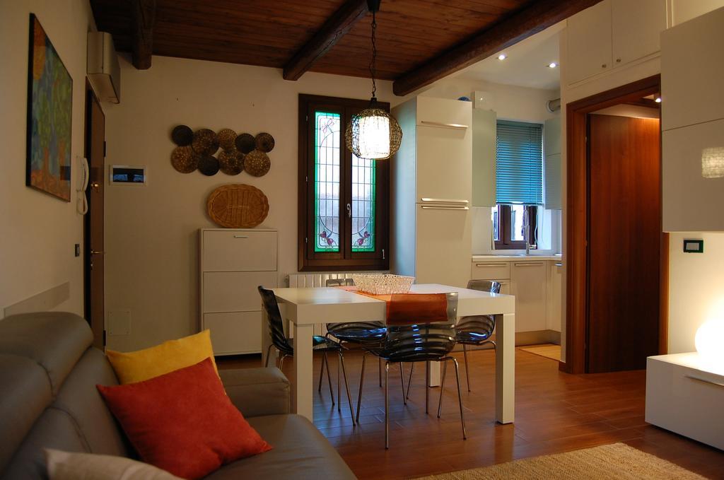 Apartamento Loft Due Cuori Con Terrazza Venecia Exterior foto