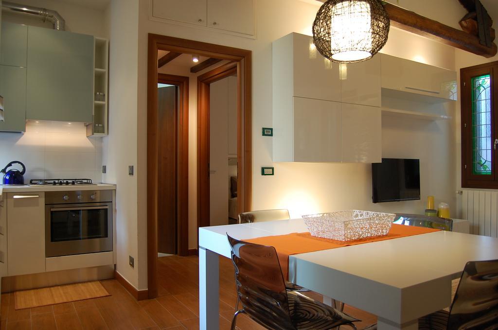 Apartamento Loft Due Cuori Con Terrazza Venecia Exterior foto