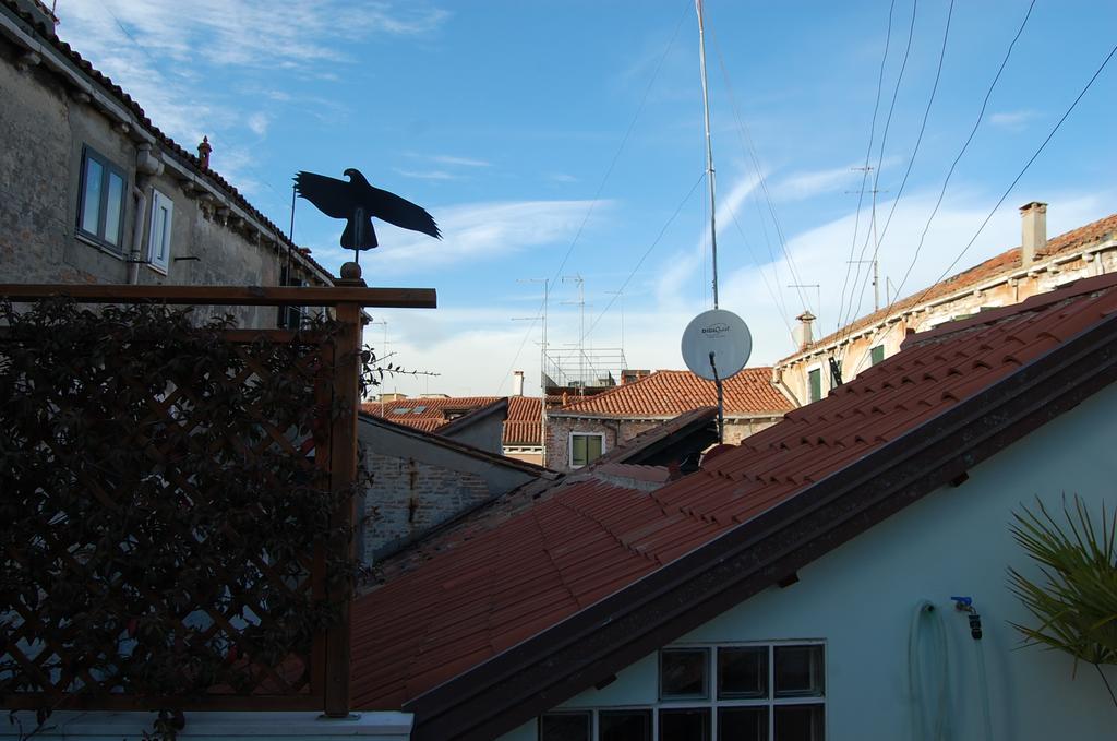 Apartamento Loft Due Cuori Con Terrazza Venecia Exterior foto