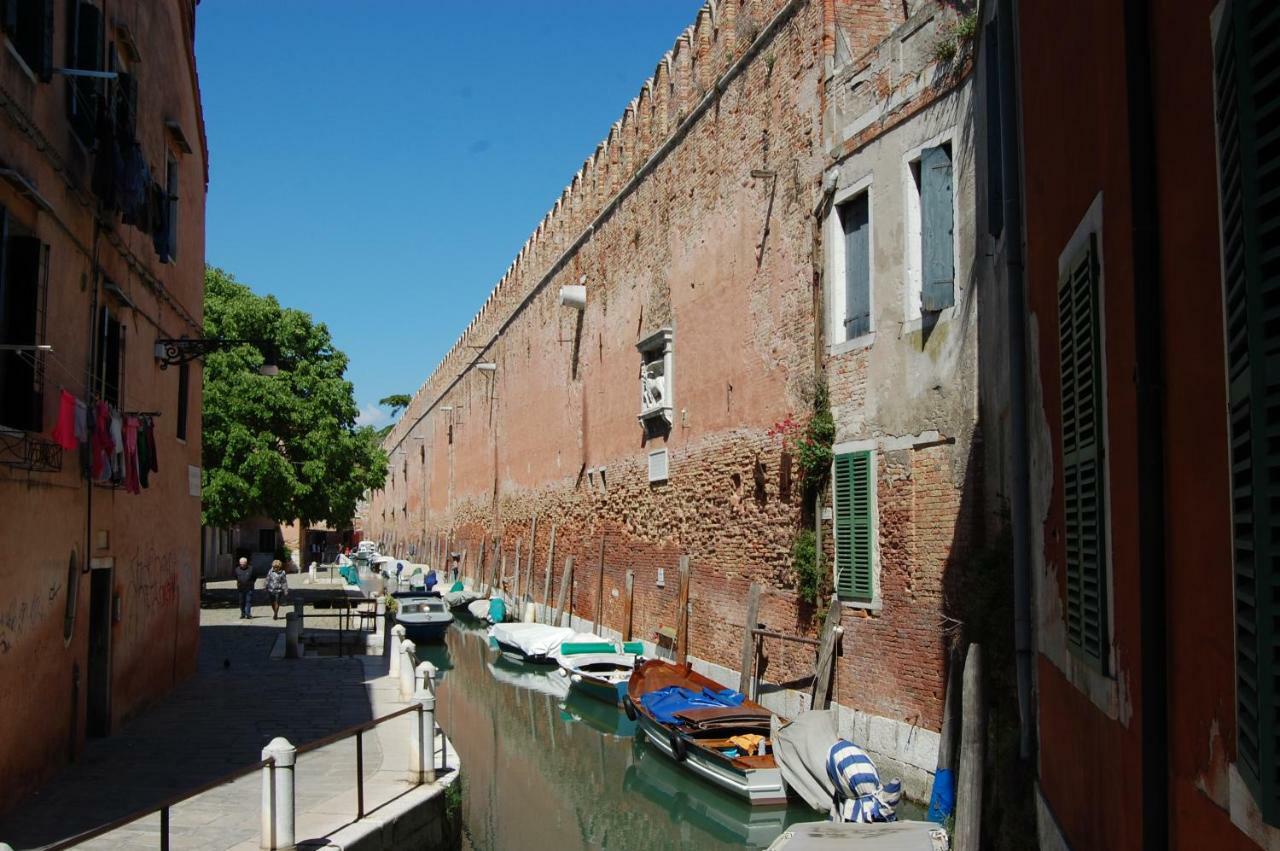 Apartamento Loft Due Cuori Con Terrazza Venecia Exterior foto